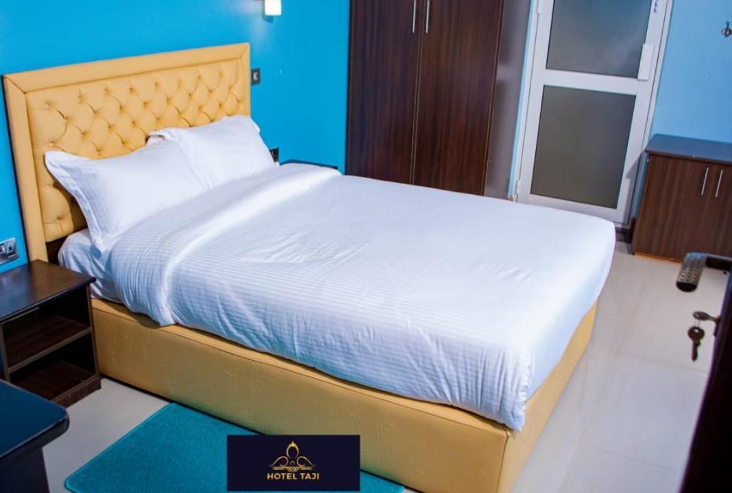 Hotel Taji Nanyuki Εξωτερικό φωτογραφία