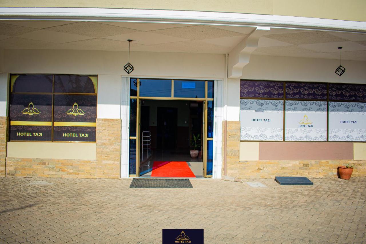 Hotel Taji Nanyuki Εξωτερικό φωτογραφία